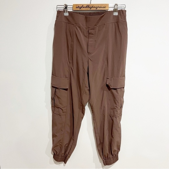 Athleta Chelsea Utility Cargo Joggers - Picture 4 of 9